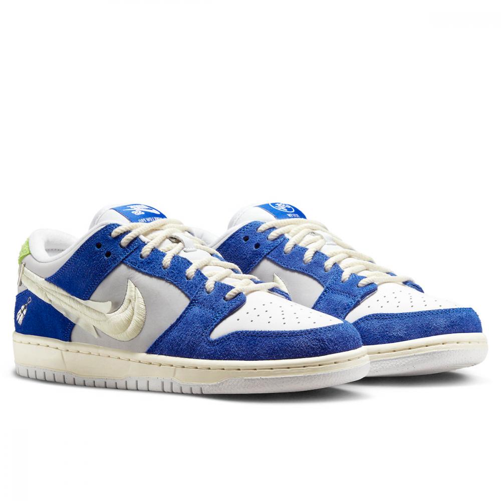 DUNK LOW SB GARDENIA - image 2 of 9