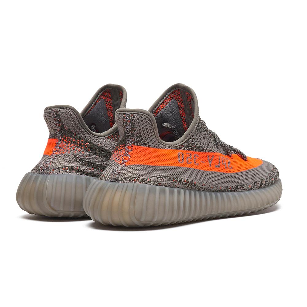 YEEZY 350 V2 BELUGA REFLECTIVE - image 4 of 9