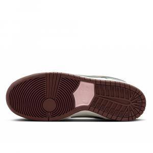 Dunk Low SB  & Yuto Horigome - thumbnail image 8 of 9
