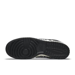 DUNK LOW SB x QUARTERSNACKS ZEBRA - thumbnail image 7 of 8