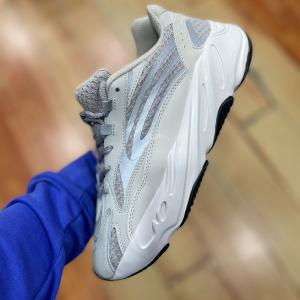 YEEZY BOOST  700 V2 Static - thumbnail image 5 of 6