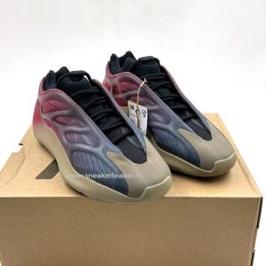 Yeezy 700 V3 Fade Carbon - thumbnail image 6 of 11