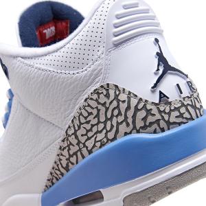 Air Jordan 3 Retro UNC - thumbnail image 4 of 7